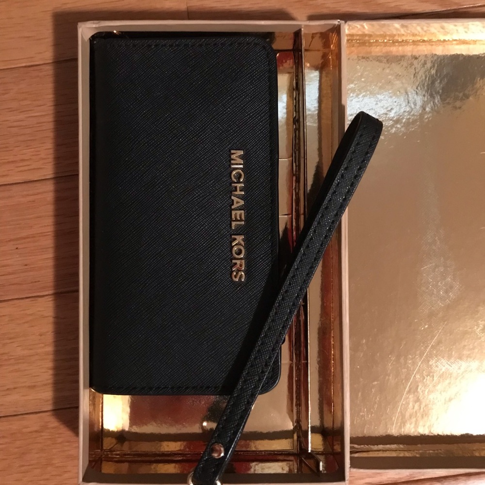 Michael Kors Wristlet/ Wallet